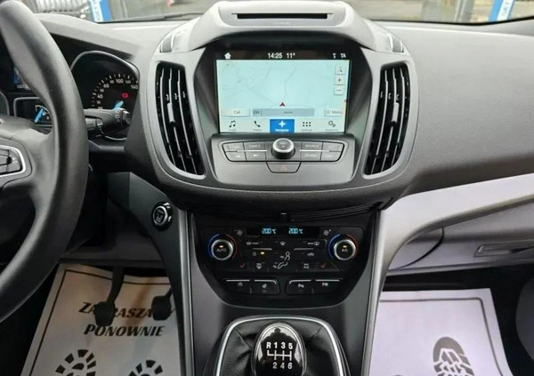 Ford Kuga cena 69900 przebieg: 50000, rok produkcji 2017 z Giżycko małe 379